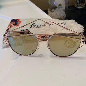 Free People sunglasses PRICE FIRM
